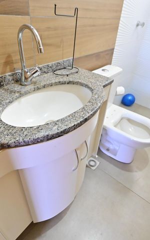 Apartamento para alugar com 81m², 3 quartos e 2 vagas Apartamento para alugar com 81m², 3 quartos e 2 vagasBanheiro da Suíte