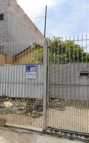 Casa à venda com 300m², 3 quartos e 3 vagasFachada 
