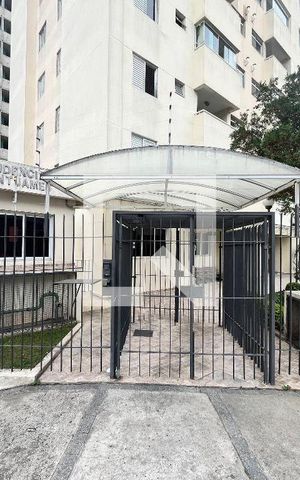 Apartamento à venda com 54m², 2 quartos e 2 vagasFachada