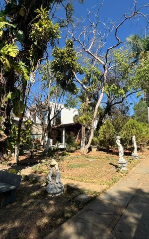 Casa à venda com 385m², 4 quartos e 8 vagasQuintal