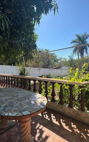 Casa à venda com 385m², 4 quartos e 8 vagasQuintal