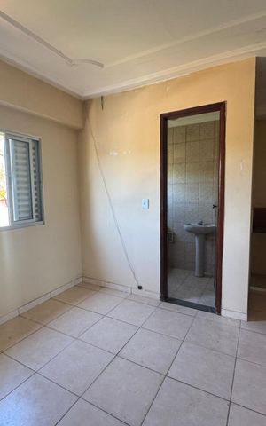Casa à venda com 385m², 4 quartos e 8 vagasSuíte