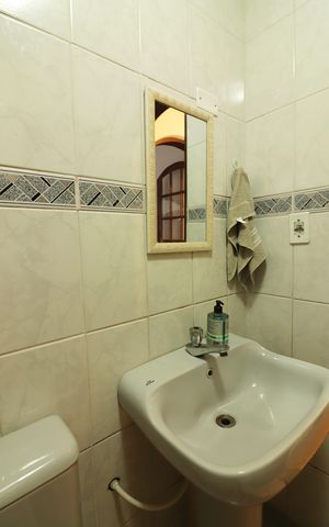 Casa à venda com 382m², 3 quartos e 6 vagasLavabo 