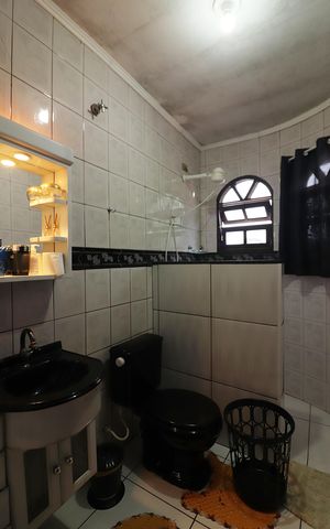 Casa à venda com 382m², 3 quartos e 6 vagasSuíte 3 Banheiro 