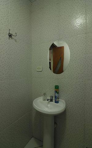 Casa à venda com 382m², 3 quartos e 6 vagasBanheiro de serviço