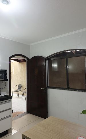 Casa à venda com 382m², 3 quartos e 6 vagasCozinha 