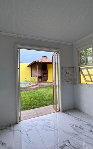 Casa à venda com 150m², 3 quartos e 3 vagas Casa à venda com 150m², 3 quartos e 3 vagasCozinha