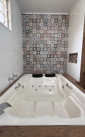 Casa à venda com 150m², 3 quartos e 3 vagas Casa à venda com 150m², 3 quartos e 3 vagasBanheiro da Suíte