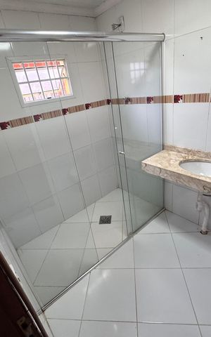 Casa à venda com 150m², 3 quartos e 3 vagas Casa à venda com 150m², 3 quartos e 3 vagasBanheiro