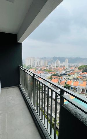 Apartamento à venda com 59m², 2 quartos e 1 vaga Apartamento à venda com 59m², 2 quartos e 1 vagaVaranda