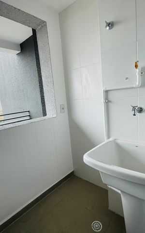 Apartamento à venda com 59m², 2 quartos e 1 vaga Apartamento à venda com 59m², 2 quartos e 1 vagaÁrea de Serviço