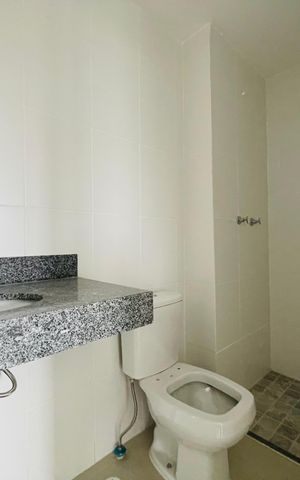 Apartamento à venda com 59m², 2 quartos e 1 vaga Apartamento à venda com 59m², 2 quartos e 1 vagaBanheiro 2