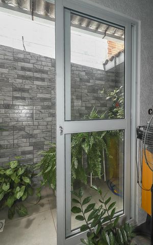 Casa à venda com 85m², 2 quartos e 1 vagaJardim de inverno