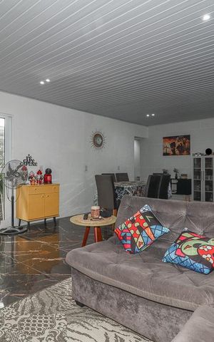 Casa à venda com 85m², 2 quartos e 1 vagaSala/Cozinha
