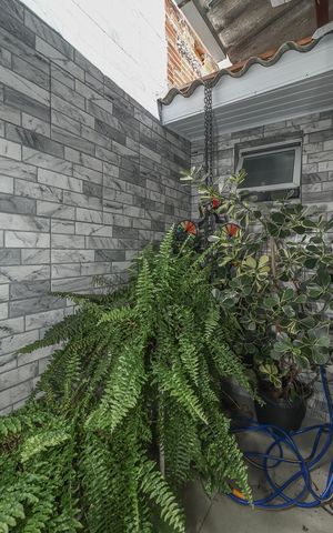 Casa à venda com 85m², 2 quartos e 1 vagaJardim de inverno