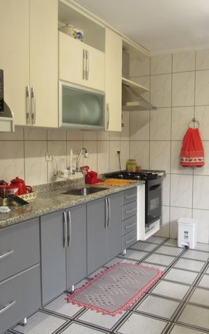 Casa à venda com 245m², 4 quartos e 3 vagasCozinha