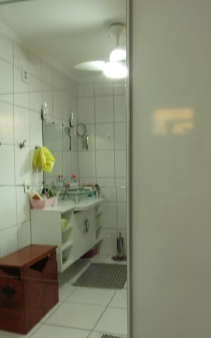 Casa à venda com 245m², 4 quartos e 3 vagasBanheiro da Suíte 1