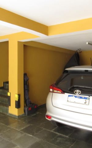 Casa à venda com 245m², 4 quartos e 3 vagasGaragem