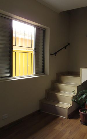 Casa à venda com 245m², 4 quartos e 3 vagasEscritório