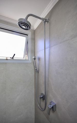 Apartamento à venda com 125m², 3 quartos e 2 vagasChuveiro do banheiro da Suíte 3
