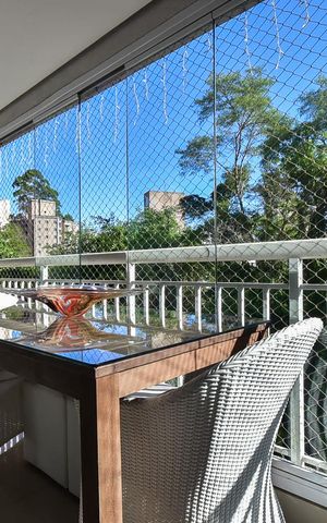 Apartamento à venda com 125m², 3 quartos e 2 vagasVaranda