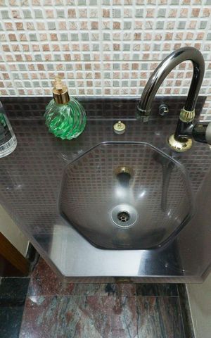 Casa à venda com 220m², 4 quartos e 3 vagasLavabo