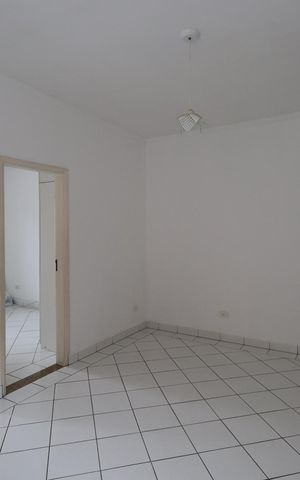 Casa para alugar com 80m², 2 quartos e 1 vagaSala