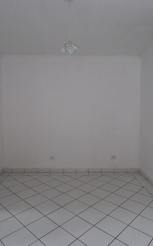 Casa para alugar com 80m², 2 quartos e 1 vagaSala