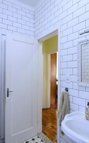 Apartamento à venda com 96m², 2 quartos e sem vagaBanheiro