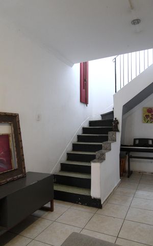 Casa à venda com 392m², 3 quartos e 2 vagasSala
