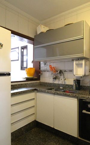 Casa à venda com 392m², 3 quartos e 2 vagasCozinha