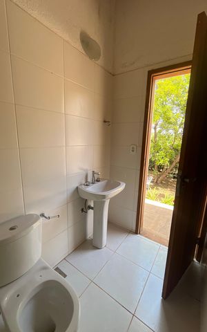 Casa à venda com 700m², 6 quartos e 2 vagas Casa à venda com 700m², 6 quartos e 2 vagasbanheiro quintal