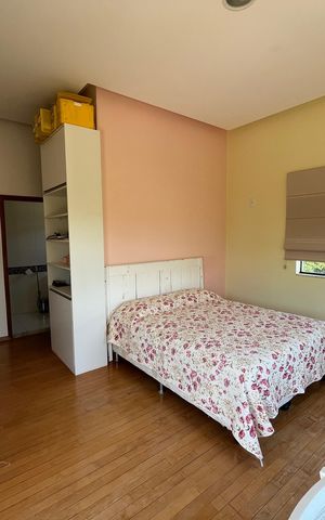 Casa à venda com 700m², 6 quartos e 2 vagas Casa à venda com 700m², 6 quartos e 2 vagasQuarto 2