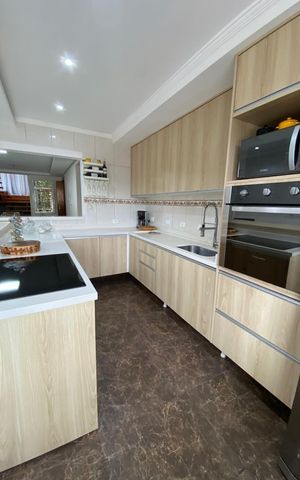 Casa para alugar com 289m², 4 quartos e 3 vagasCozinha