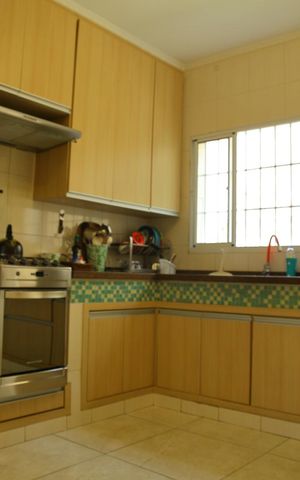 Casa à venda com 200m², 4 quartos e 2 vagasCozinha
