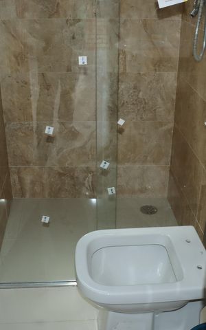 Casa de condomínio para alugar com 440m², 5 quartos e 15 vagasBanheiro 