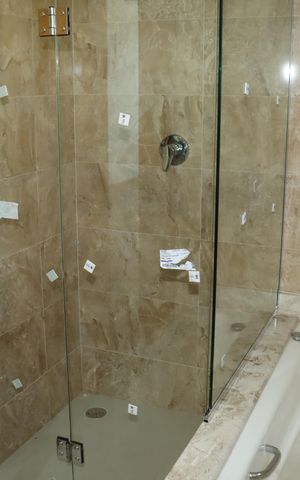 Casa de condomínio para alugar com 440m², 5 quartos e 15 vagasBanheiro da Suíte 3