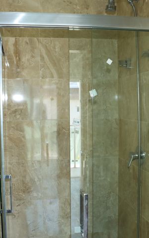 Casa de condomínio para alugar com 440m², 5 quartos e 15 vagasBanheiro da Suíte 2