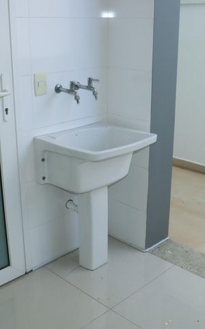 Casa de condomínio para alugar com 440m², 5 quartos e 15 vagasÁrea de Serviço