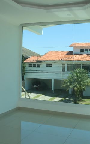 Casa de condomínio para alugar com 440m², 5 quartos e 15 vagasSala