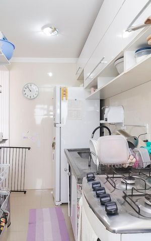 Apartamento para alugar com 47m², 2 quartos e 1 vagaCozinha e Área de Serviço
