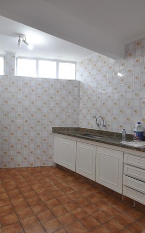 Casa à venda com 191m², 1 quarto e 2 vagasCozinha