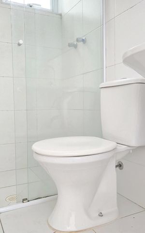 Apartamento à venda com 70m², 3 quartos e 2 vagas Apartamento à venda com 70m², 3 quartos e 2 vagasBanheiro Social
