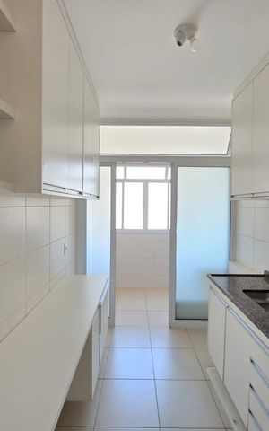 Apartamento à venda com 70m², 3 quartos e 2 vagas Apartamento à venda com 70m², 3 quartos e 2 vagasCozinha