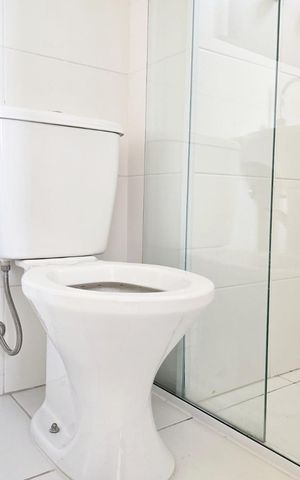 Apartamento à venda com 70m², 3 quartos e 2 vagas Apartamento à venda com 70m², 3 quartos e 2 vagasBanheiro da Suíte