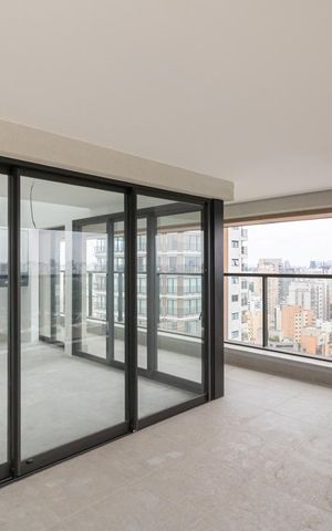 Apartamento à venda com 281m², 4 quartos e 3 vagas Apartamento à venda com 281m², 4 quartos e 3 vagasVaranda da Sala