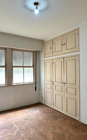 Apartamento à venda com 340m², 3 quartos e 2 vagas Apartamento à venda com 340m², 3 quartos e 2 vagasQuarto 3