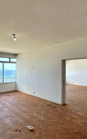 Apartamento à venda com 340m², 3 quartos e 2 vagas Apartamento à venda com 340m², 3 quartos e 2 vagasSala
