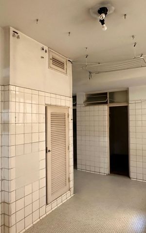 Apartamento à venda com 340m², 3 quartos e 2 vagas Apartamento à venda com 340m², 3 quartos e 2 vagasÁrea de Serviço
