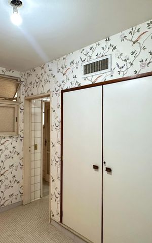 Apartamento à venda com 340m², 3 quartos e 2 vagas Apartamento à venda com 340m², 3 quartos e 2 vagasQuarto 1